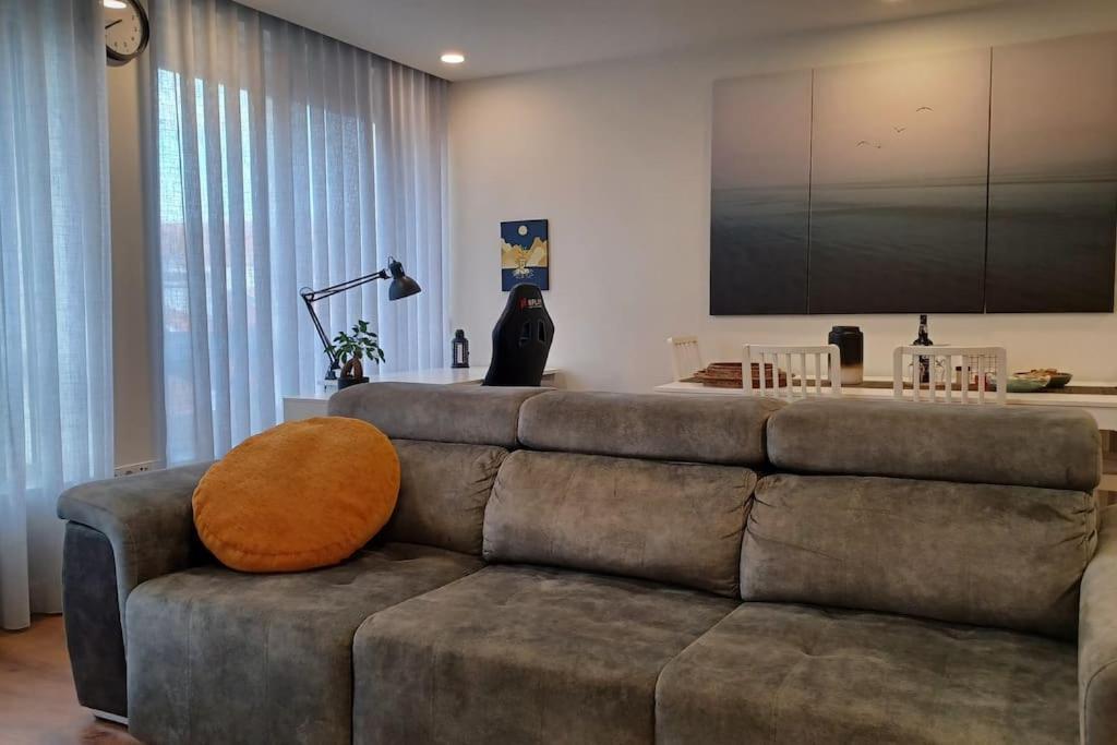A H - Apartment Oporto Downtown Bagian luar foto