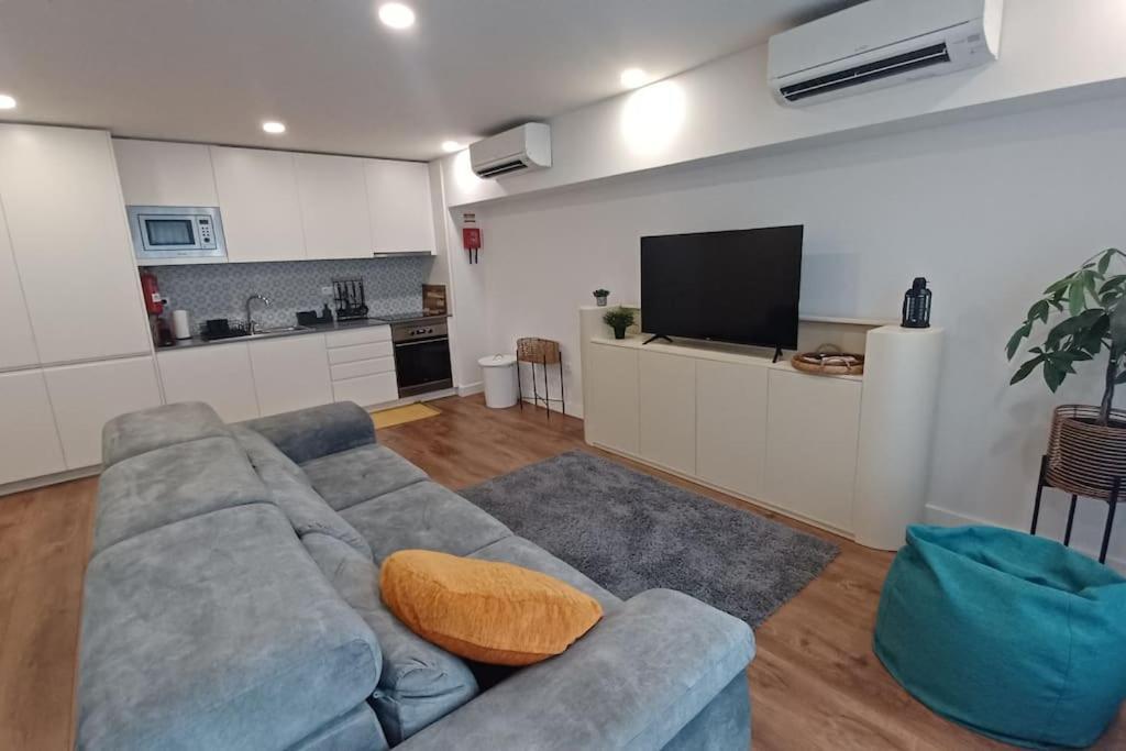 A H - Apartment Oporto Downtown Bagian luar foto