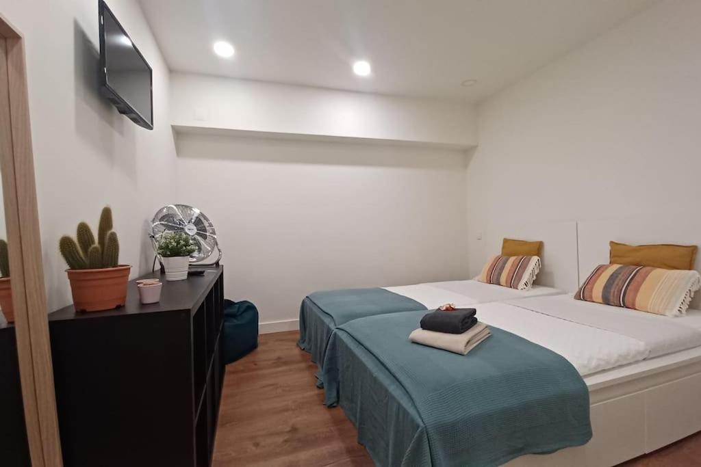 A H - Apartment Oporto Downtown Bagian luar foto